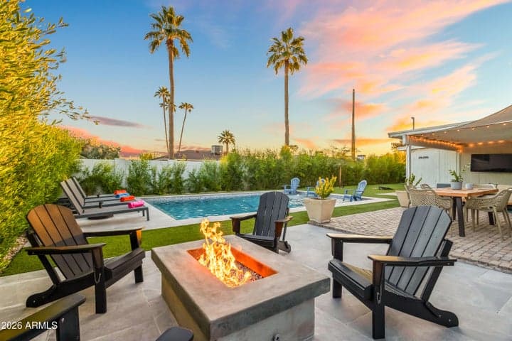 6743 E HOLLY Street, Scottsdale, AZ