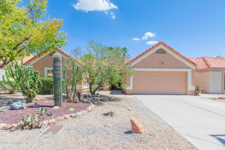 651 N COBBLESTONE Street, Gilbert, AZ