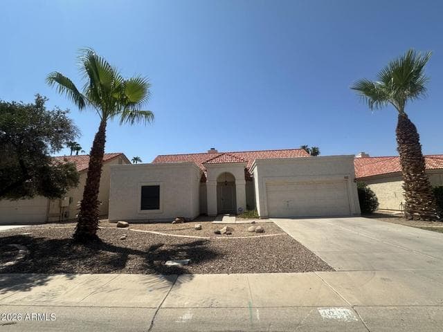 1249 E LAUREL Avenue, Gilbert, AZ