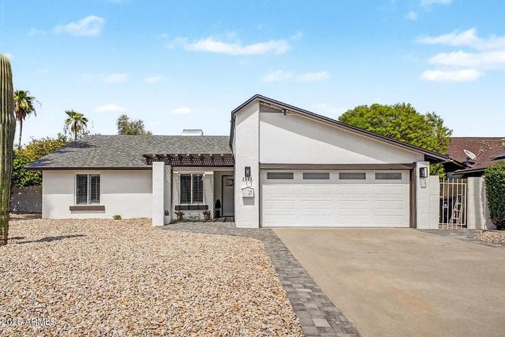 2602 E LARKSPUR Drive, Phoenix, AZ