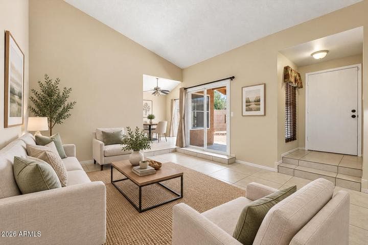 905 S Hacienda Drive, Tempe, AZ