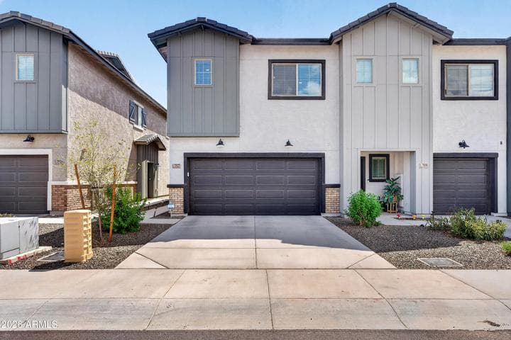 7527 W DONNER Drive, Laveen, AZ