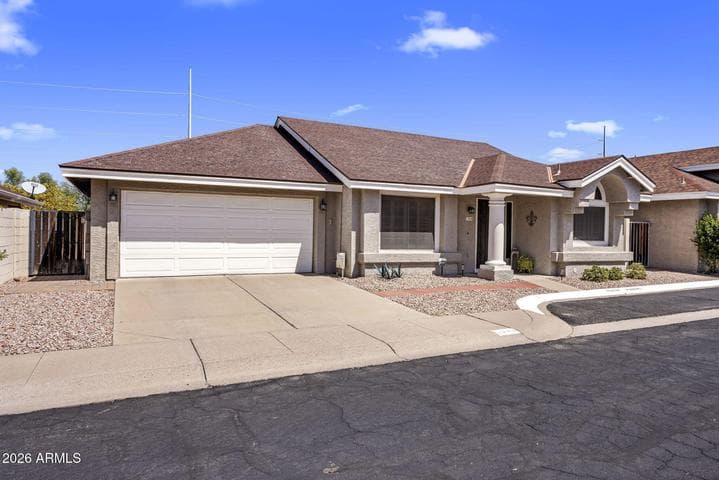 1030 E VILLA THERESA Drive, Phoenix, AZ