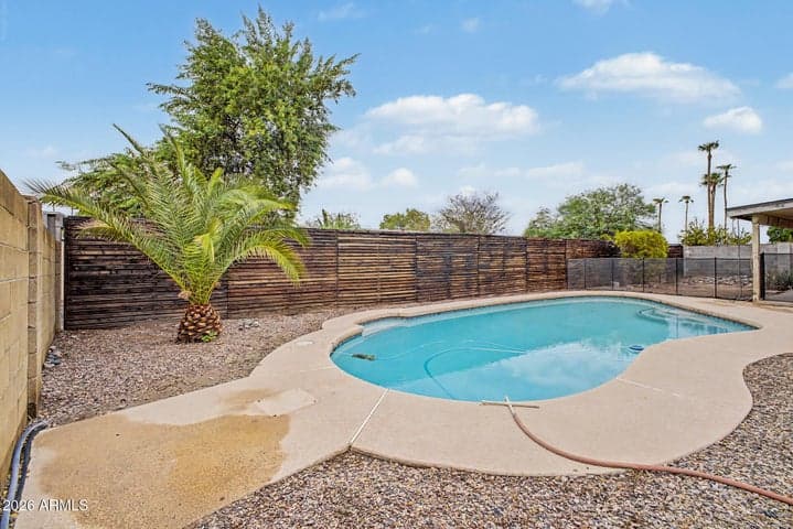 1134 W HERMOSA Drive, Tempe, AZ