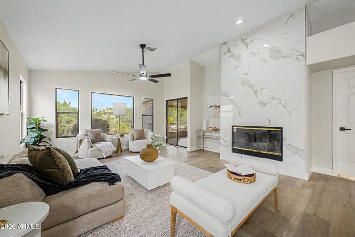 14237 N ASHBROOK Drive #B, Fountain Hills, AZ