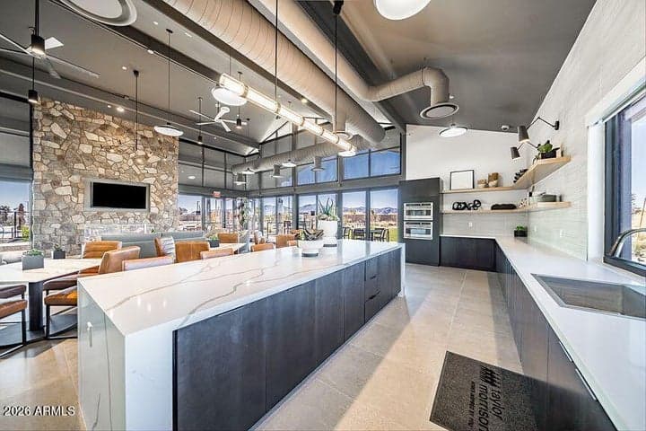 16833 W HOPE Drive, Surprise, AZ