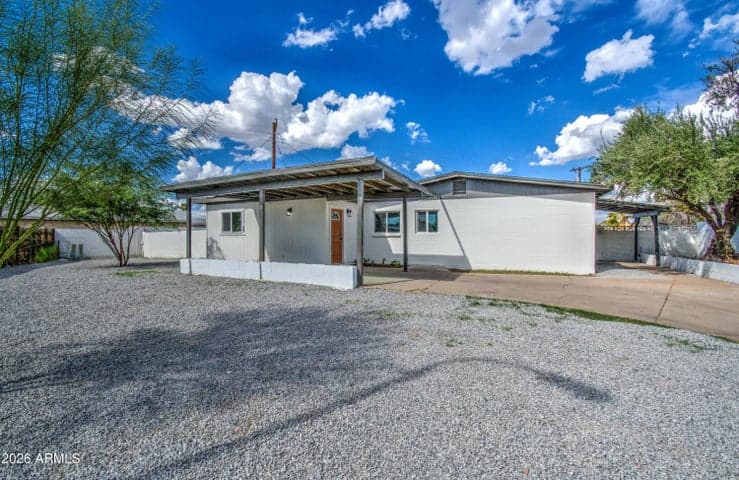 7626 W SHEILA Lane, Phoenix, AZ