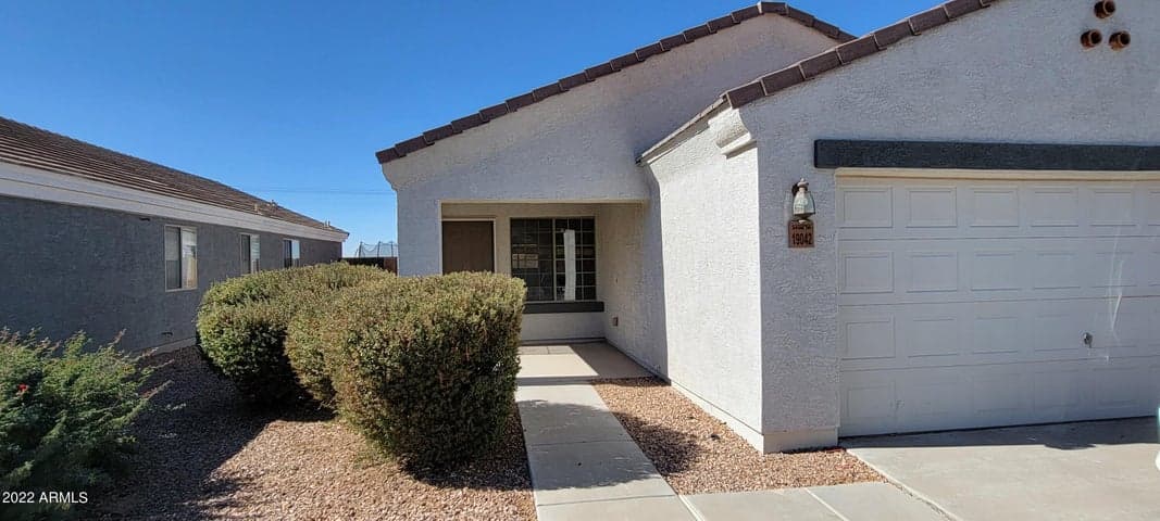 19042 N Toledo Avenue, Maricopa, AZ