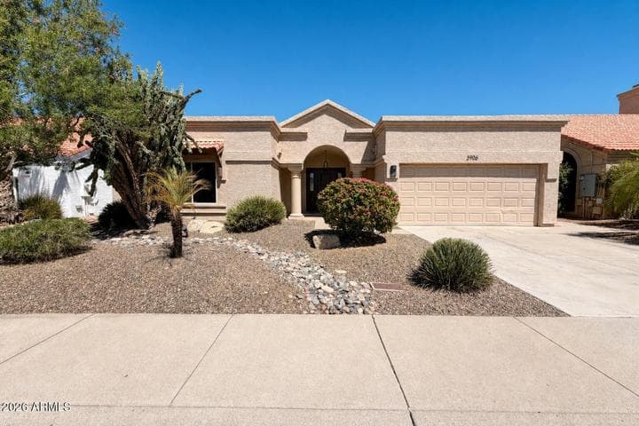 3906 E AMBERWOOD Drive, Phoenix, AZ