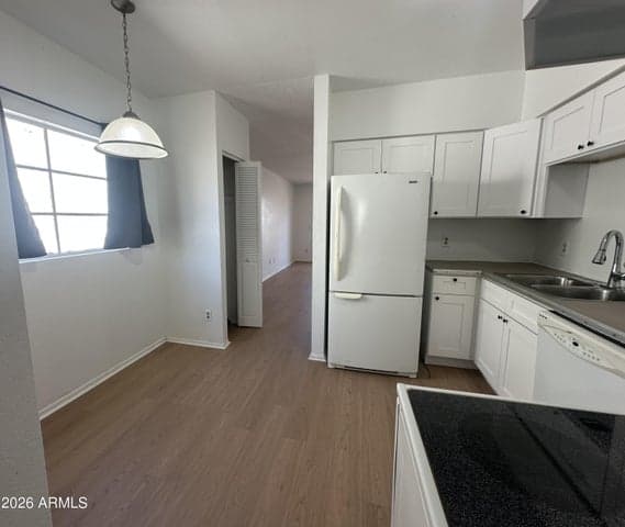 2844 E Monte Cristo Avenue #201, Phoenix, AZ