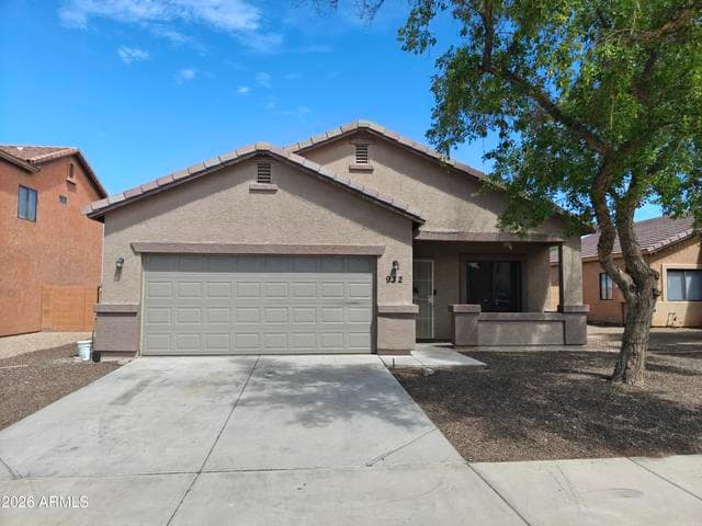 932 W CARTER Road, Phoenix, AZ