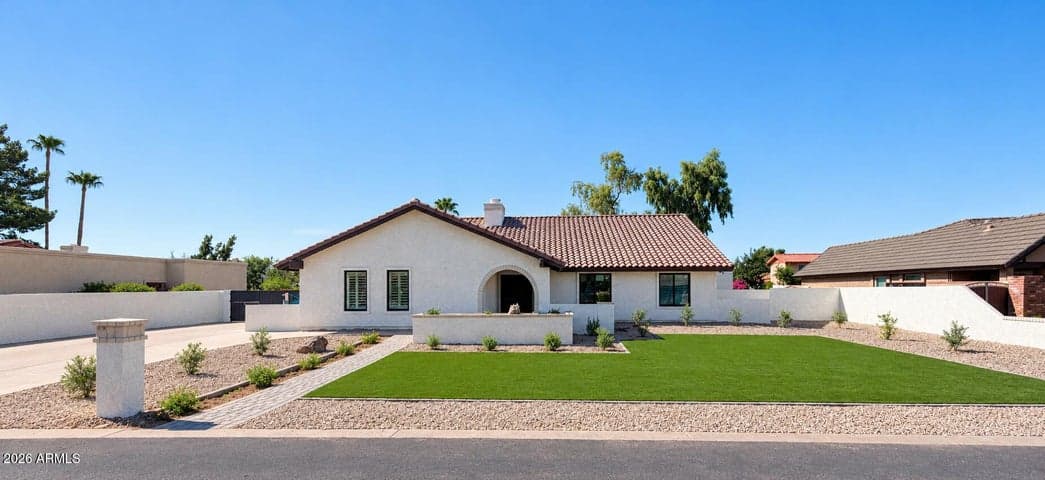 129 E CITATION Lane, Tempe, AZ