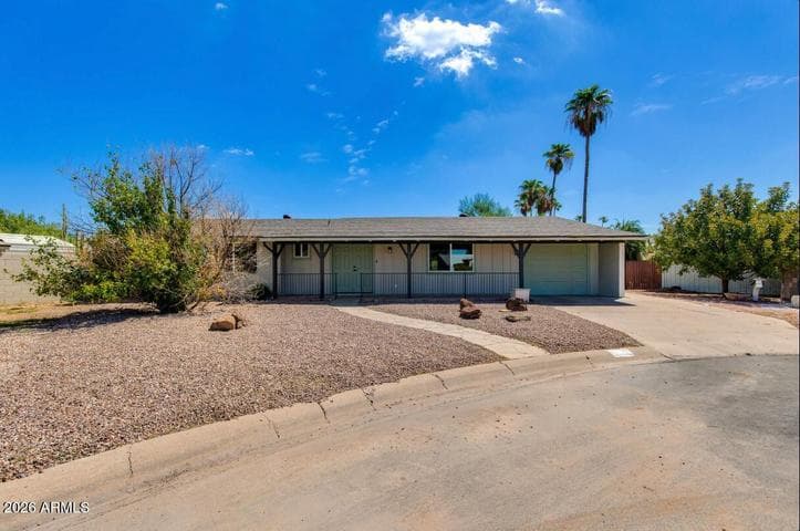 921 S ROSLYN Place, Mesa, AZ