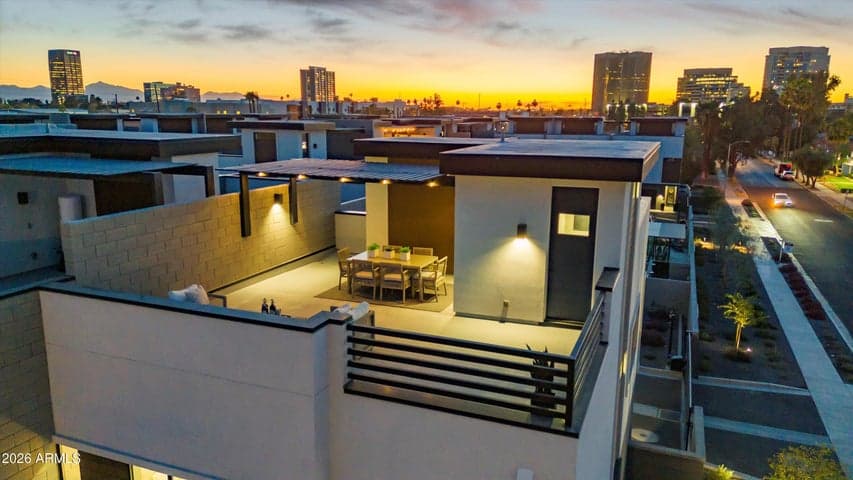 377 E WINDSOR Avenue #21, Phoenix, AZ