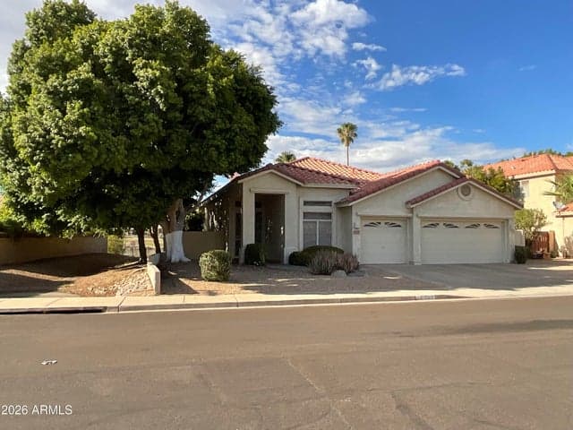 6062 W ABRAHAM Lane, Glendale, AZ