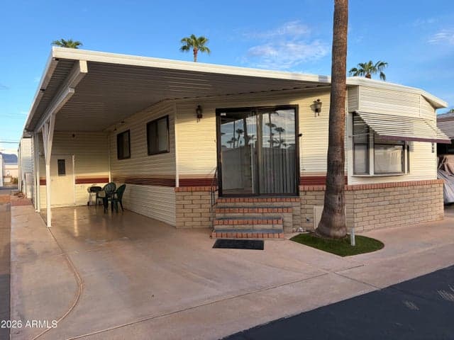 1147 S SIOUX Drive, Apache Junction, AZ