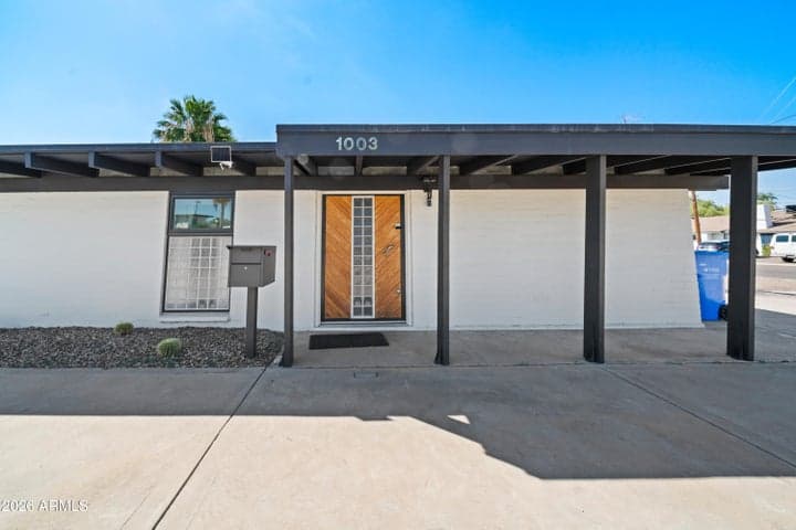 1003 E BETHANY HOME Road, Phoenix, AZ