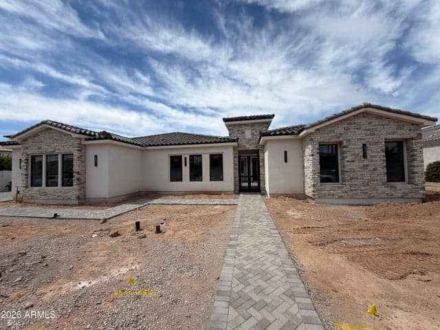 5620 S GEMSTONE Drive, Chandler, AZ