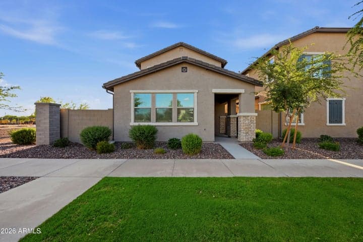1311 W SPARROW Drive, San Tan Valley, AZ