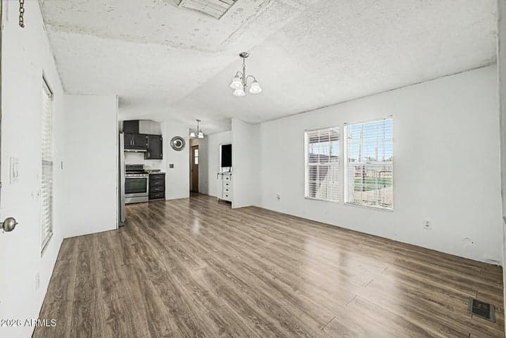 303 E SOUTH MOUNTAIN Avenue #88, Phoenix, AZ