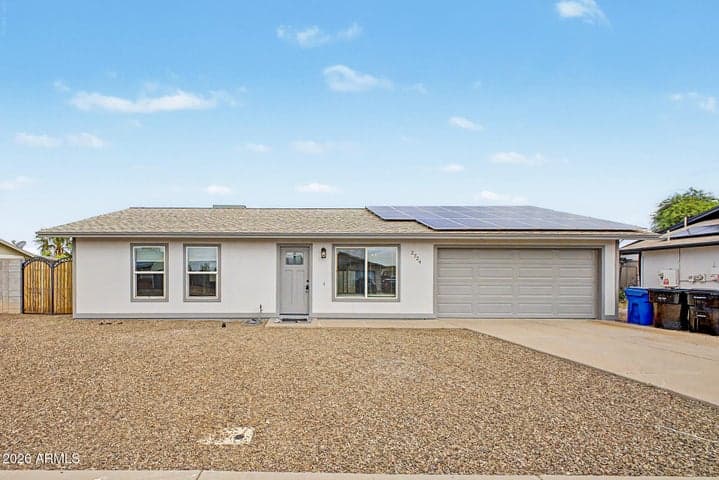 2724 E Holmes Avenue, Mesa, AZ