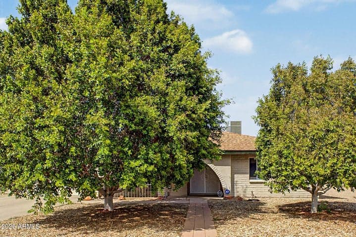3944 W REDFIELD Road, Phoenix, AZ