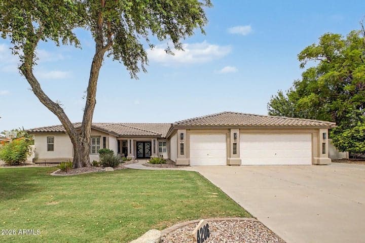 4206 E FOUNTAIN Street, Mesa, AZ