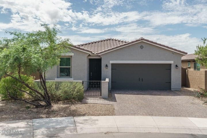 24133 W GIBSON Lane, Buckeye, AZ