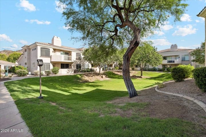 1747 E NORTHERN Avenue #216, Phoenix, AZ