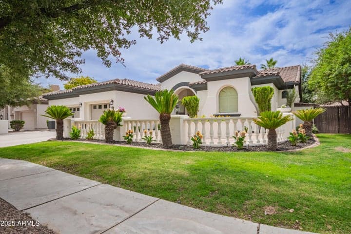 4711 E Buckboard Court, Gilbert, AZ