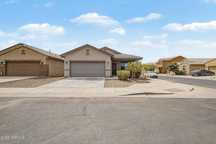 7355 W HUGHES Drive, Phoenix, AZ