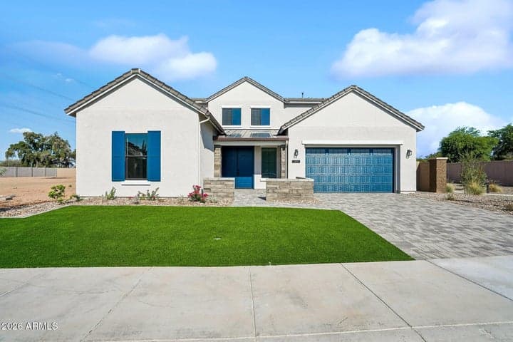 329 N SILVERADO Street, Gilbert, AZ