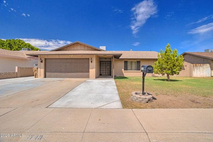 6748 W VERMONT Avenue, Glendale, AZ