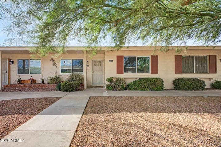 10547 W COGGINS Drive, Sun City, AZ