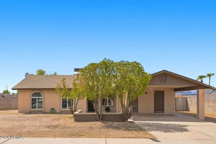 1323 W MORROW Drive, Phoenix, AZ
