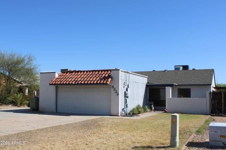 5233 W MOUNTAIN VIEW Road, Glendale, AZ