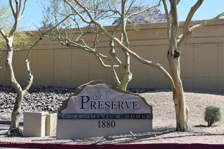1880 E MORTEN Avenue #225, Phoenix, AZ