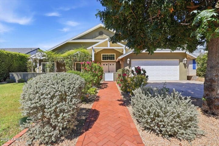 804 E MYRTLE Avenue, Phoenix, AZ