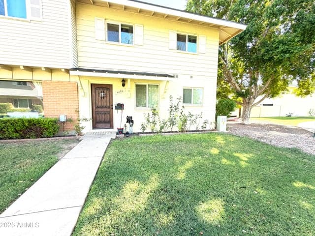 4460 E BELLEVIEW Street, Phoenix, AZ