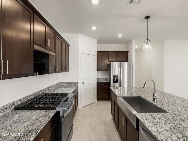 2482 E ENANTIO Road, San Tan Valley, AZ