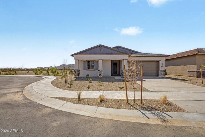 22203 W BLACKHAWK Drive, Surprise, AZ
