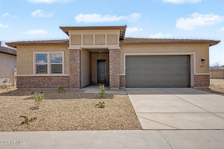 22211 W BLACKHAWK Drive, Surprise, AZ