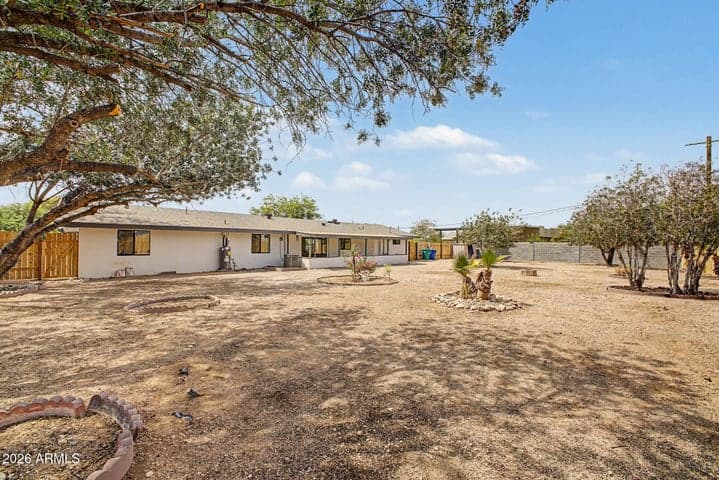6416 E HOLIDAY Drive, Mesa, AZ
