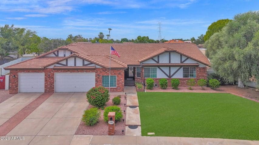 1443 E LELAND Street, Mesa, AZ