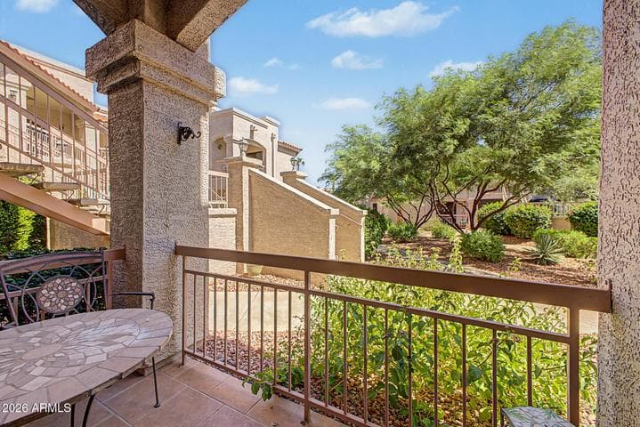 9151 W GREENWAY Road #113, Peoria, AZ