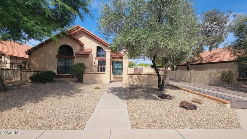 1838 E SECRETARIAT Drive, Tempe, AZ