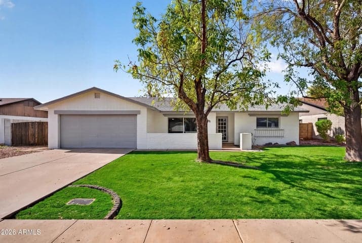 247 E CHILTON Drive, Tempe, AZ
