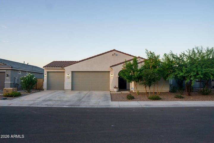 35645 W MALLORCA Avenue, Maricopa, AZ