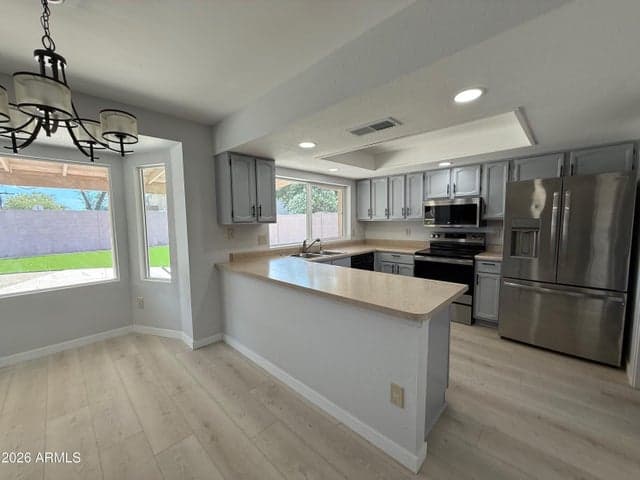 16801 N 45TH Place, Phoenix, AZ