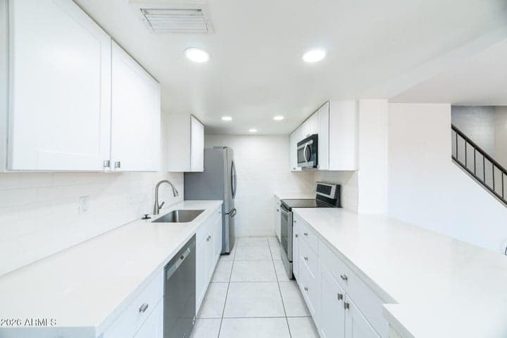948 S ALMA SCHOOL Road #155, Mesa, AZ